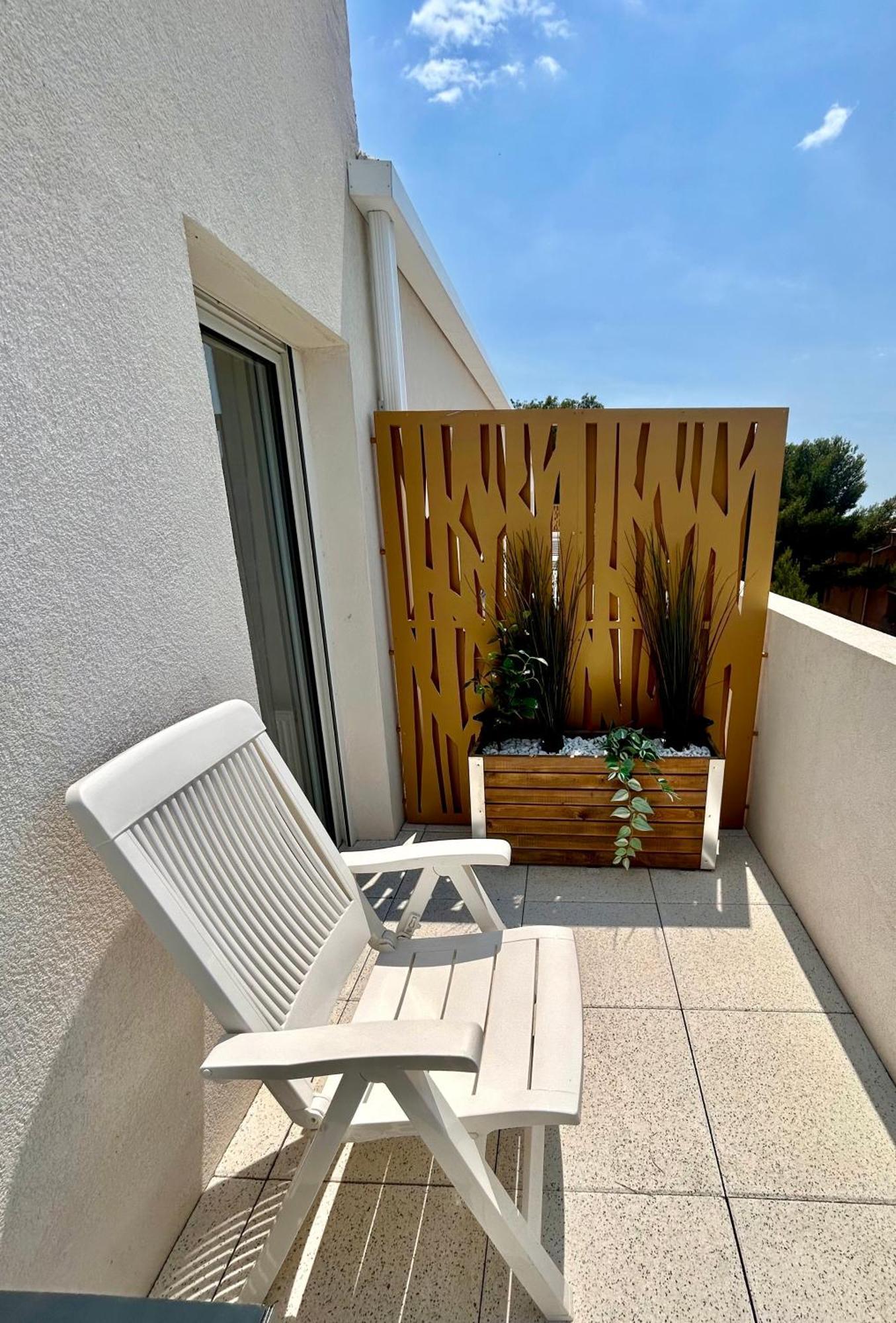 Ferienwohnung Blue Note -4 Etoiles-Terrasse Vue-2 Parking Balaruc-les-Bains Exterior foto